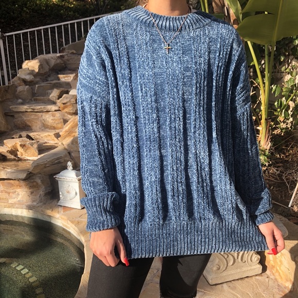 NEW‼️Ocean Chenille Pullover - Picture 4 of 6